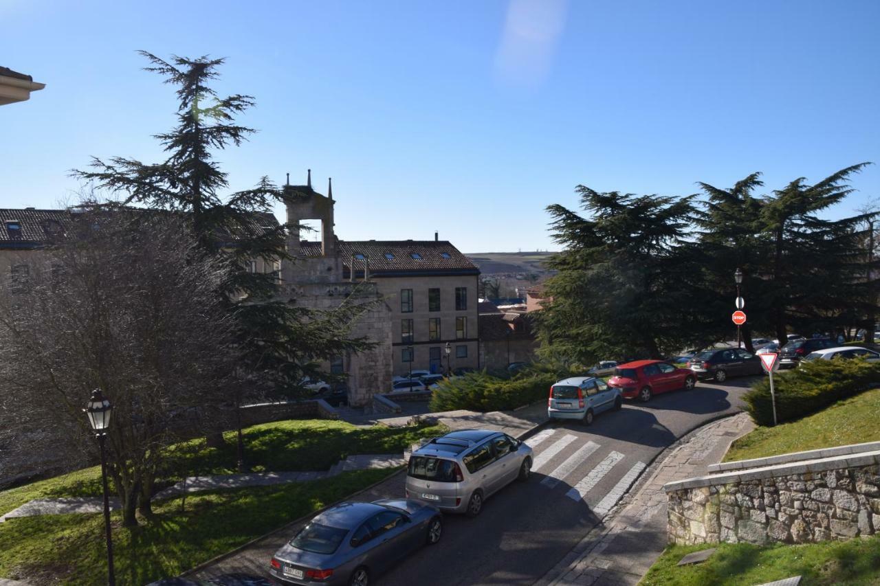 Anki - A 4 Pasos De La Catedral - Vut 09/96 Apartman Burgo Kültér fotó